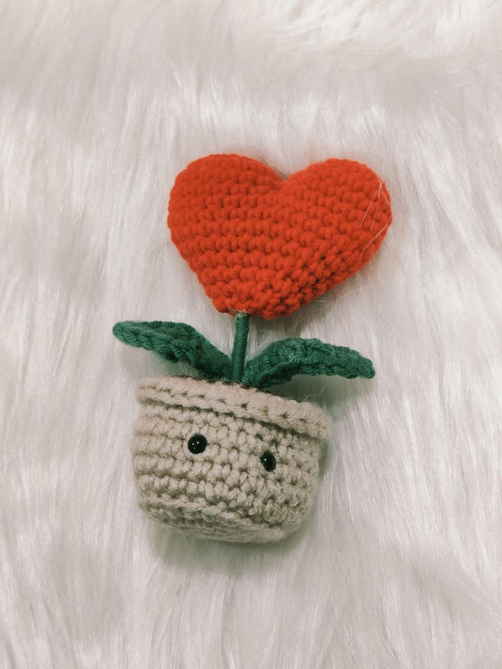 Heart crochet pot