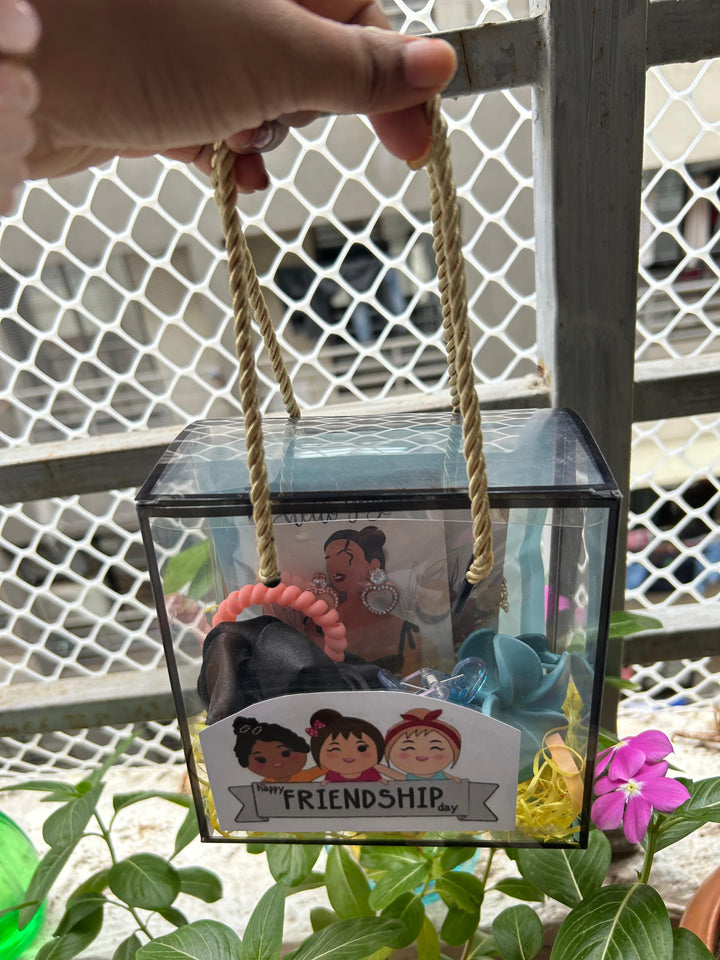 Bag hamper